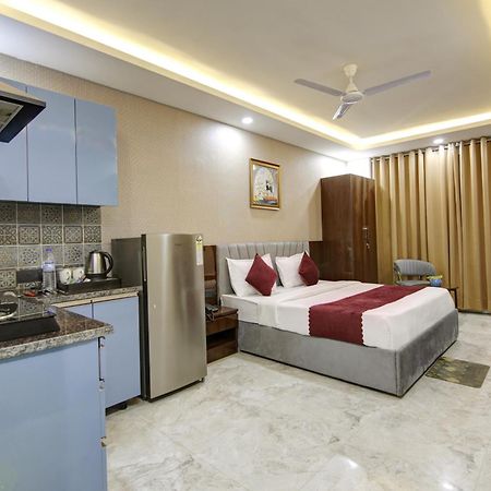 Limewood Stay - Millennium Huda City Center Gurgaon Eksteriør billede