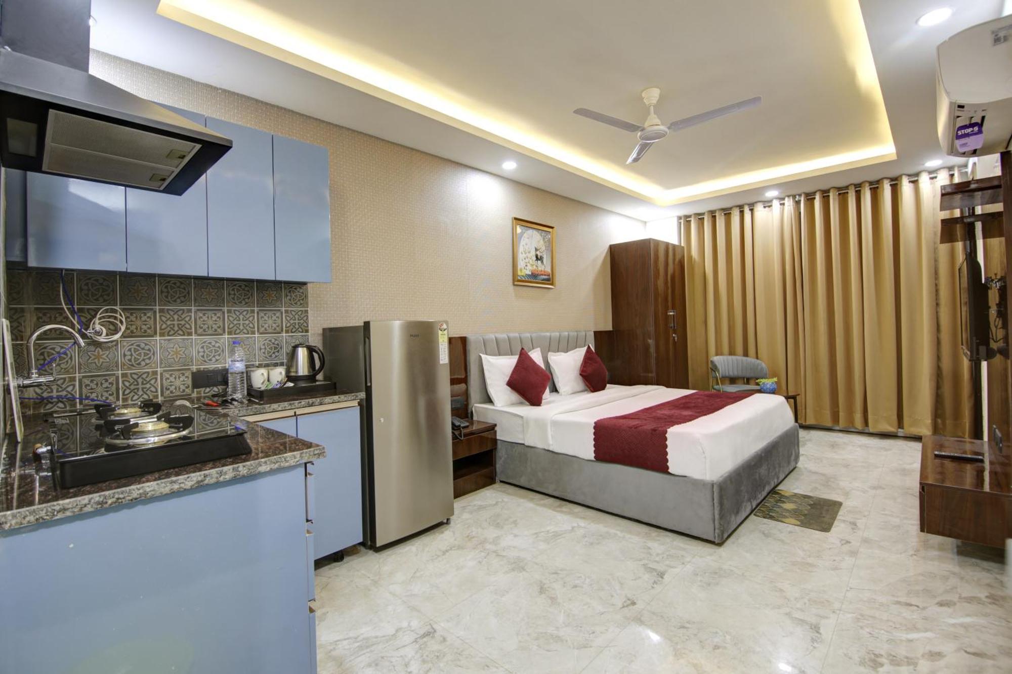 Limewood Stay - Millennium Huda City Center Gurgaon Eksteriør billede