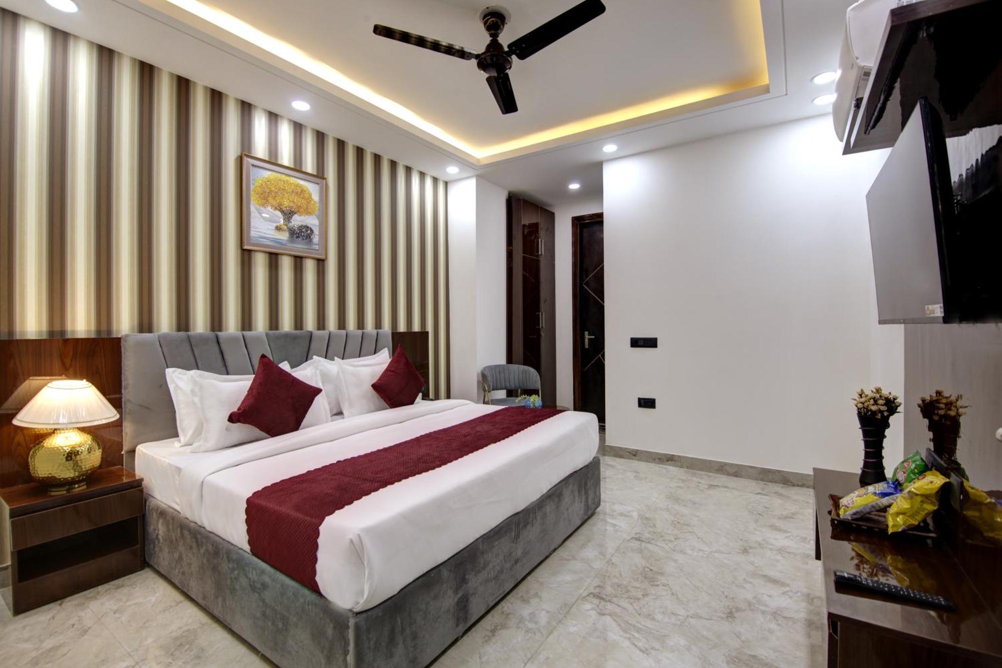 Limewood Stay - Millennium Huda City Center Gurgaon Eksteriør billede