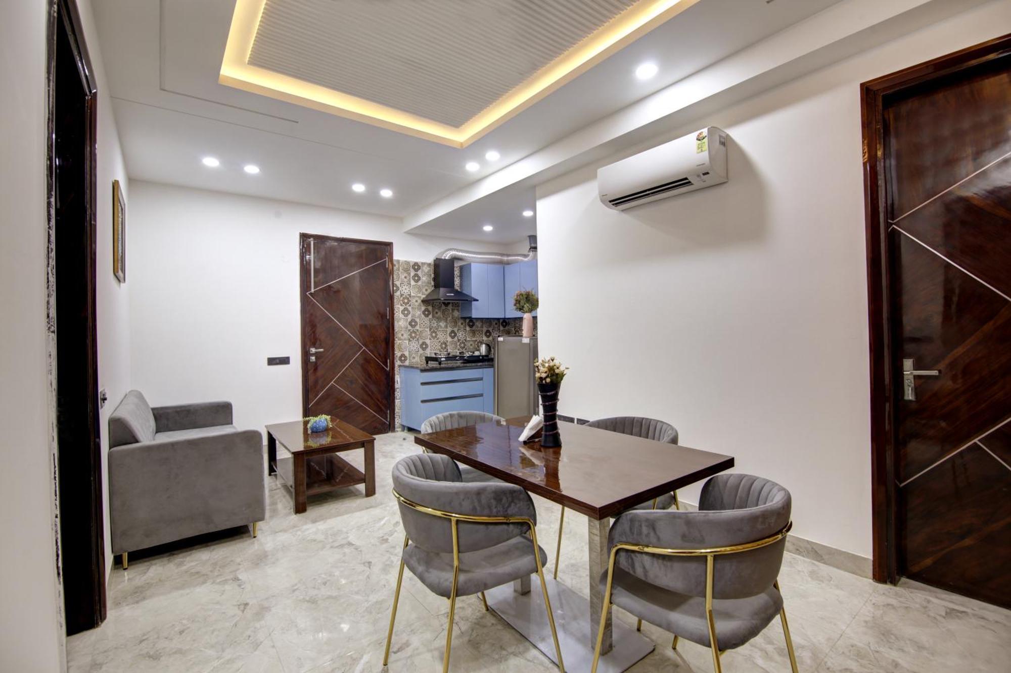 Limewood Stay - Millennium Huda City Center Gurgaon Eksteriør billede