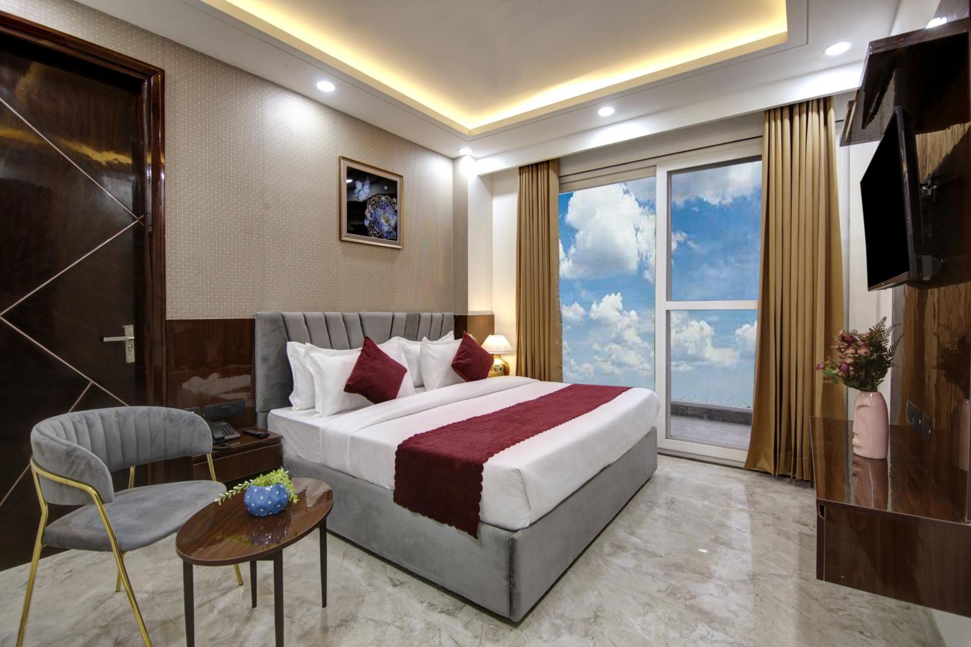 Limewood Stay - Millennium Huda City Center Gurgaon Eksteriør billede