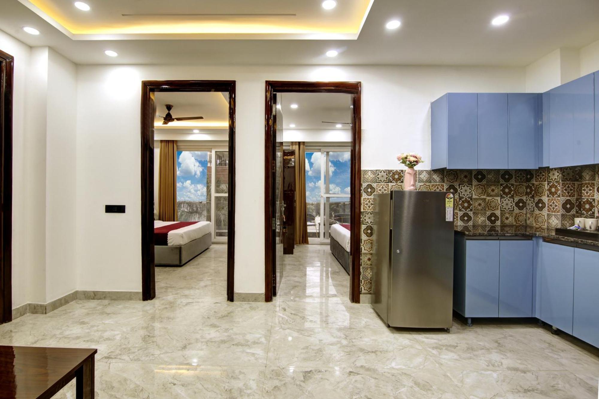 Limewood Stay - Millennium Huda City Center Gurgaon Eksteriør billede